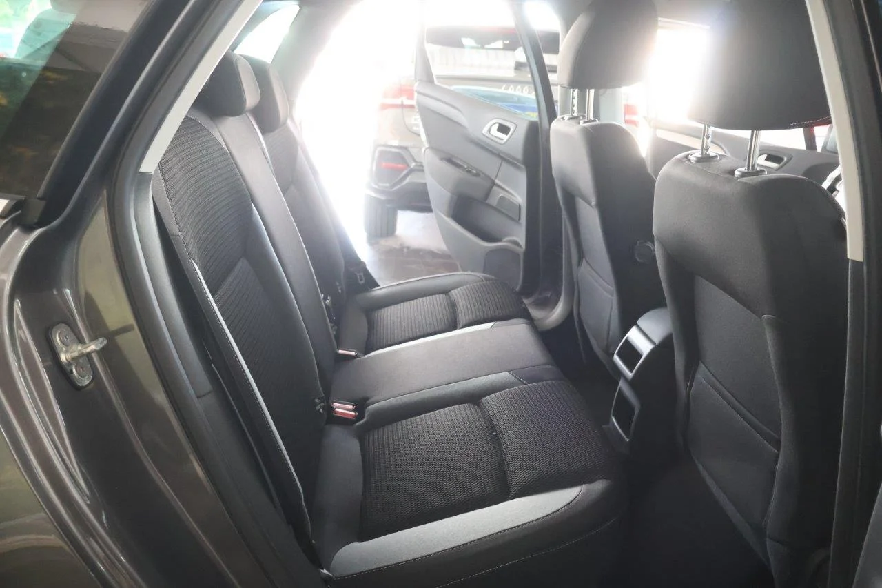 Citroen C4 - View model 27