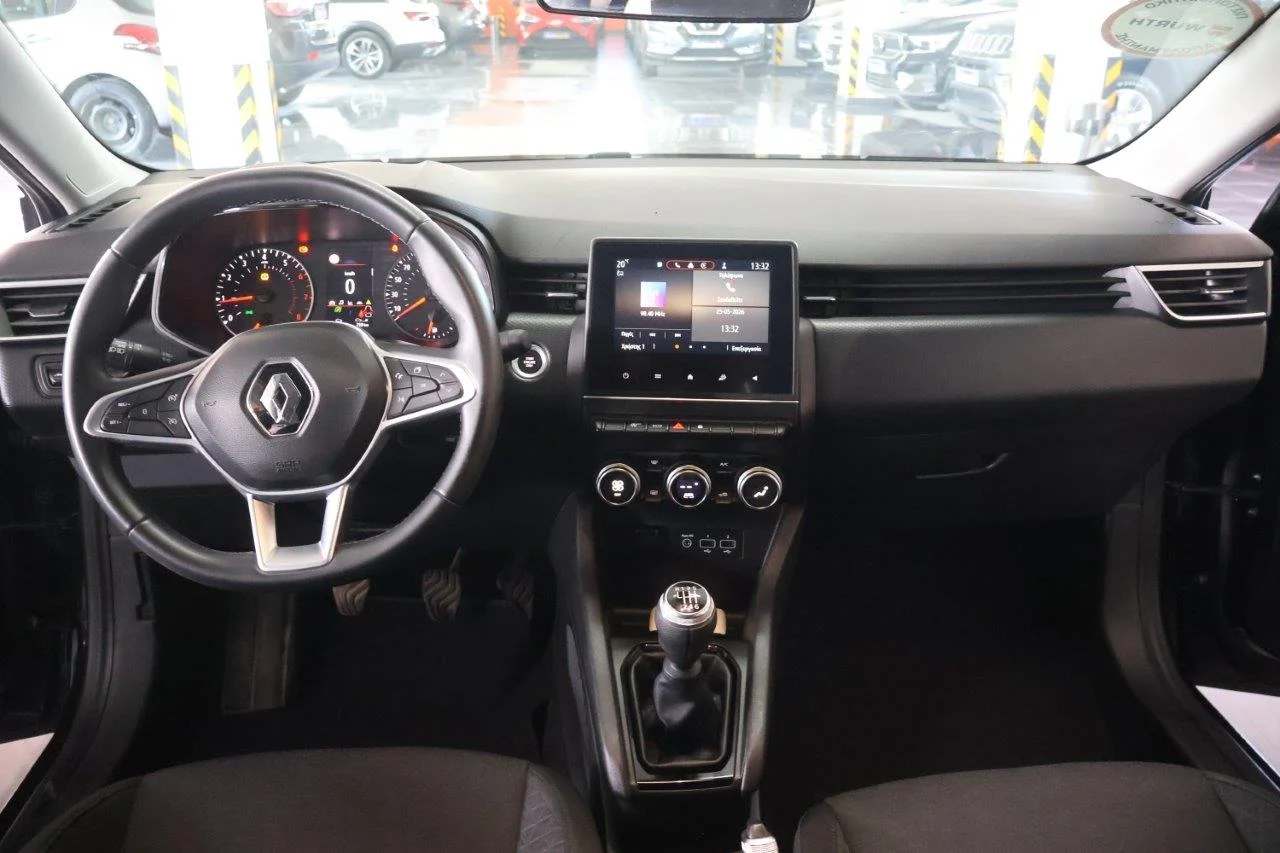 View 2 - Renault Clio - 2022