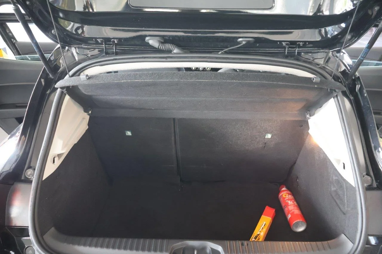 Renault Clio - View model 11