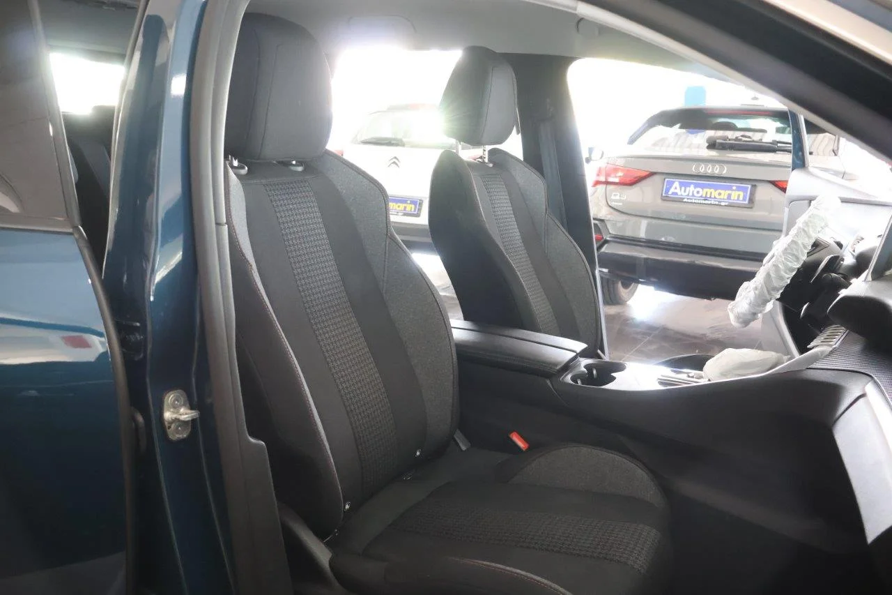Peugeot 3008 - View model 22