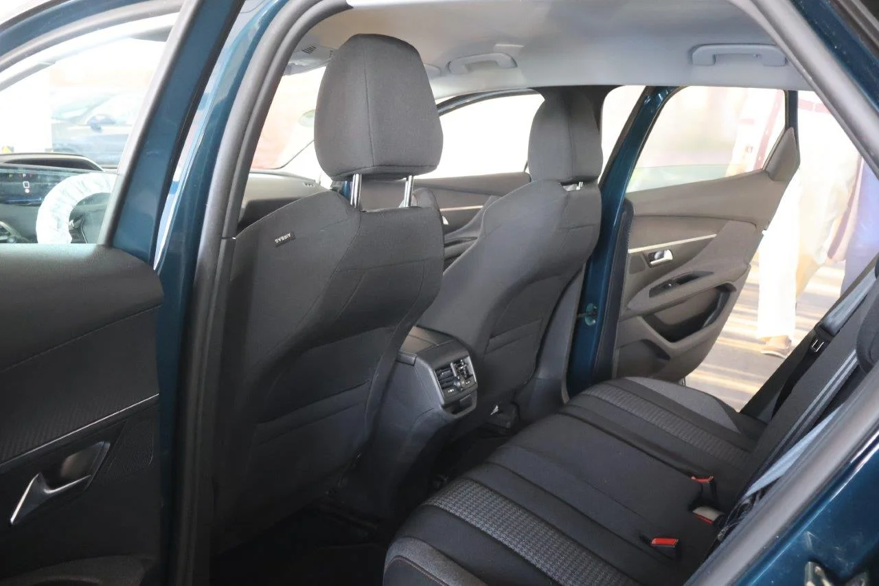 Peugeot 3008 - View model 23