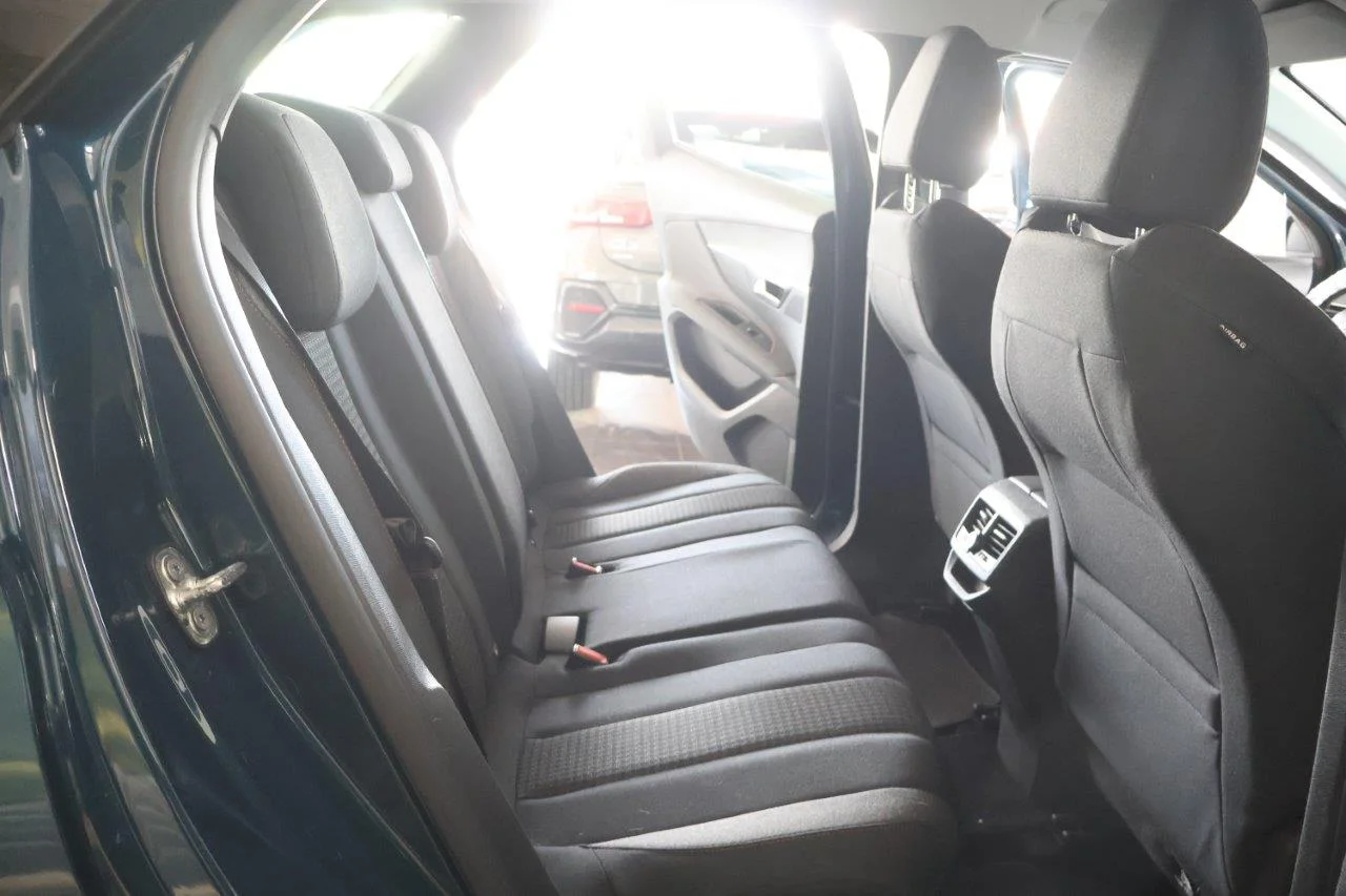 Peugeot 3008 - View model 26