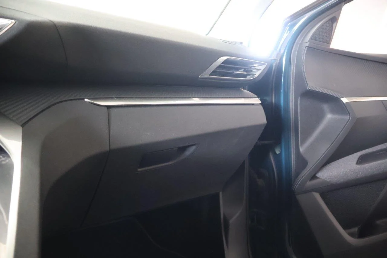 Peugeot 3008 - View model 29