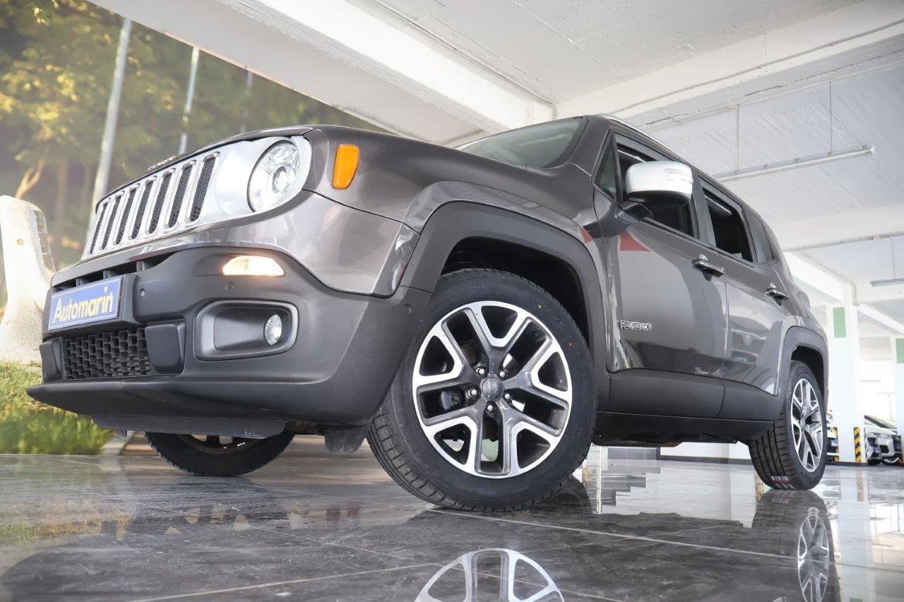 View 2 - Jeep Renegade - 2018
