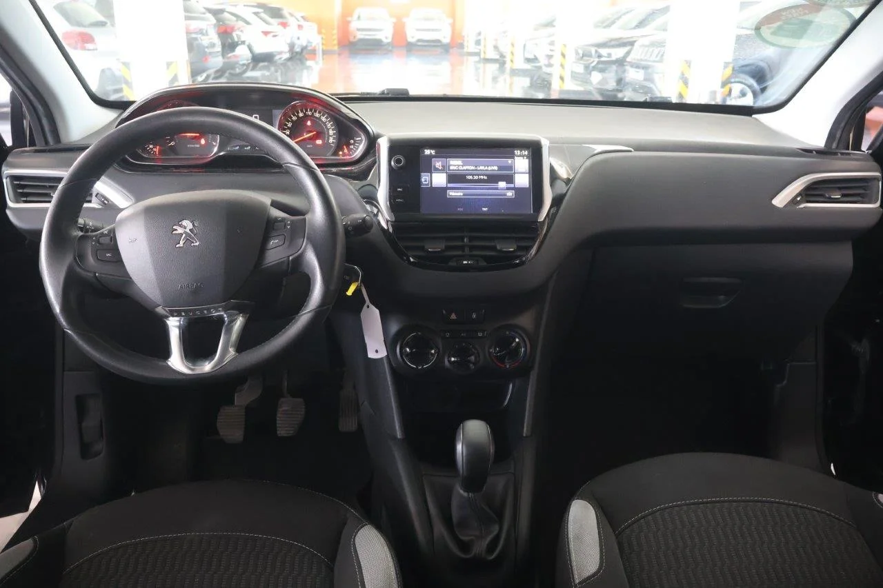 Peugeot 208 - View model 23