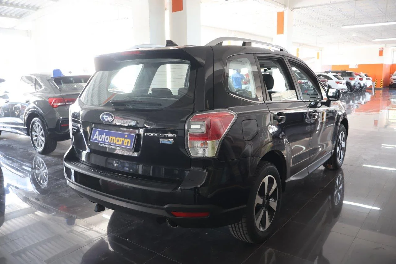 View 5 - Subaru Forester - 2017