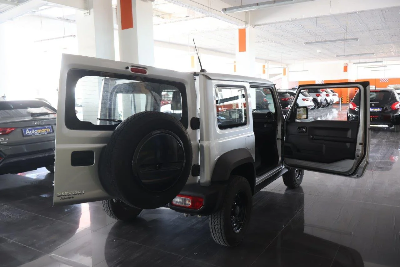 Suzuki Jimny - View model 10