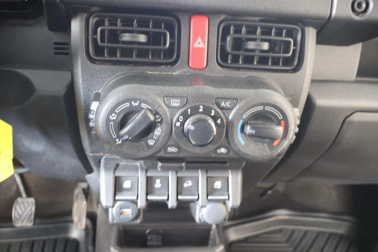 Suzuki Jimny - View model 27