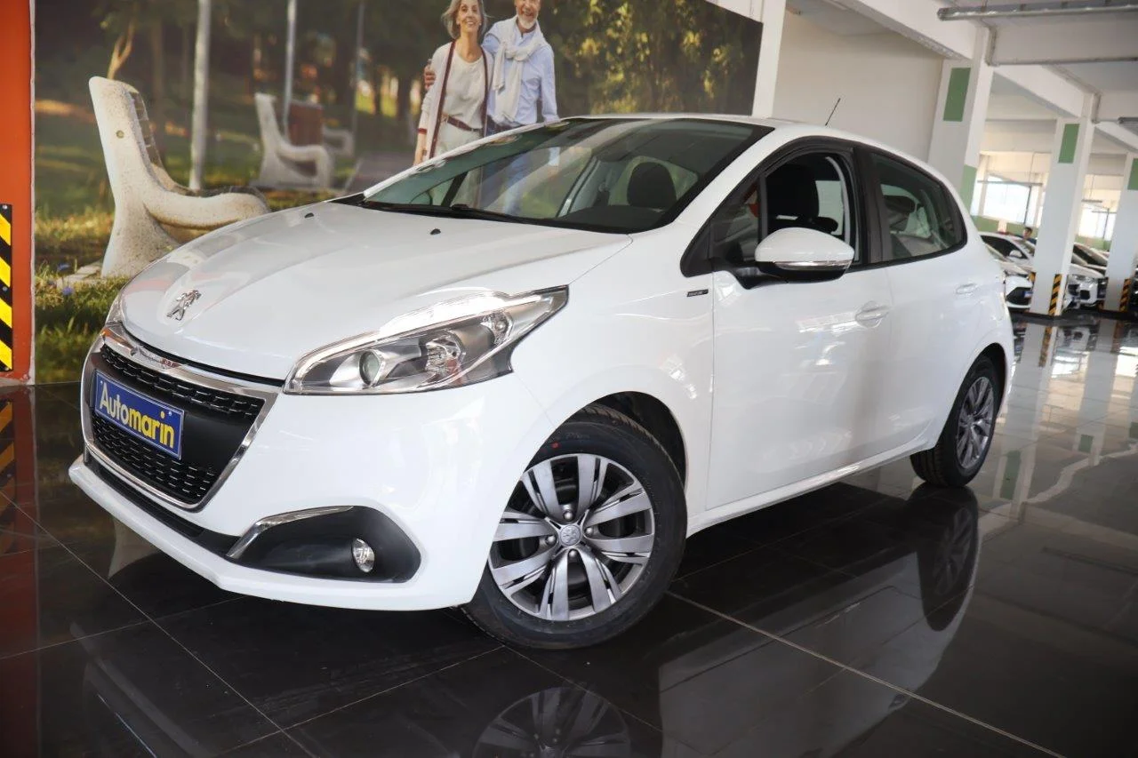 View 1 - Peugeot 208 - 2018