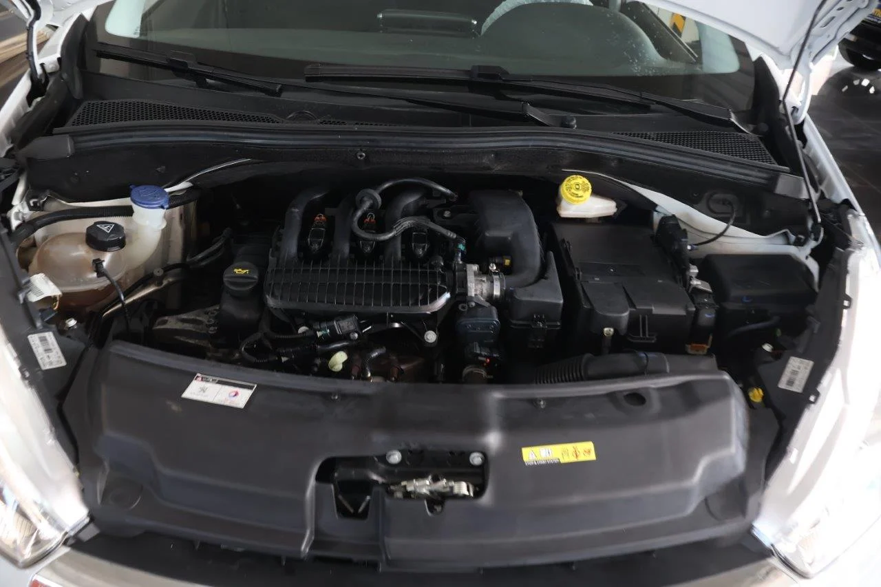 Peugeot 208 - View model 22