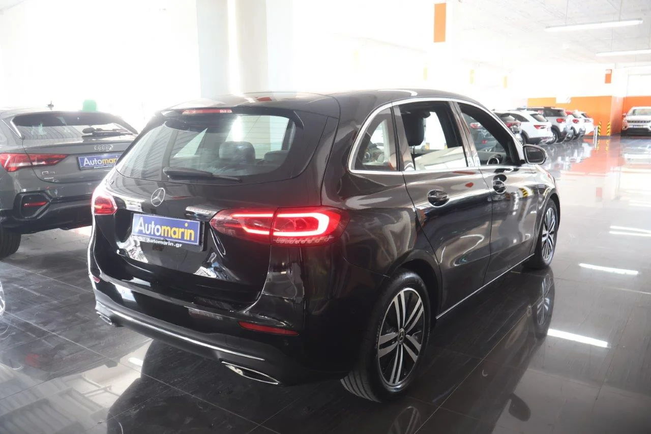 View 5 - Mercedes-Benz B 200 - 2022