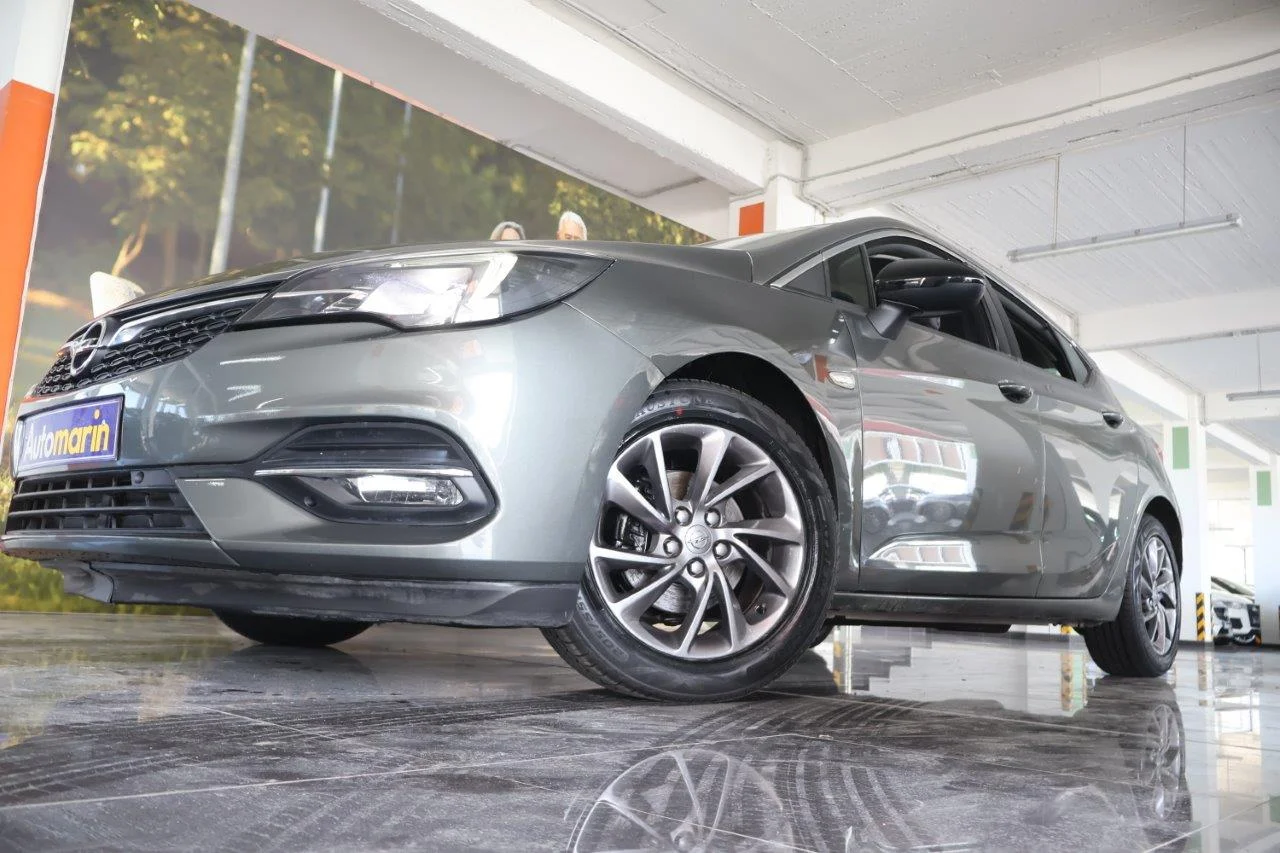 View 2 - Opel Astra - 2021