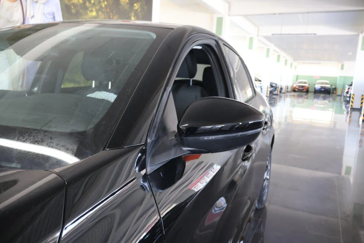 Peugeot 208 - View model 14