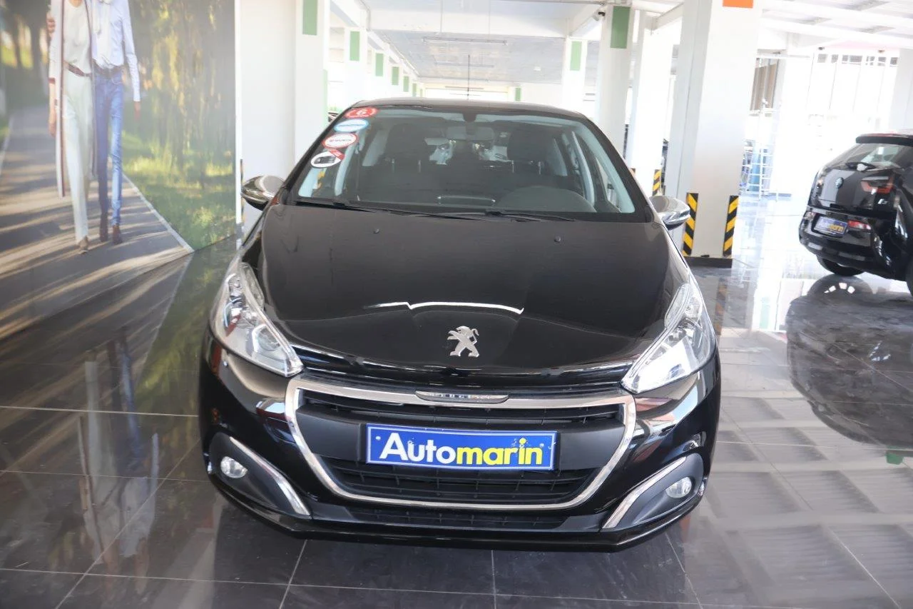 View 3 - Peugeot 208 - 2018