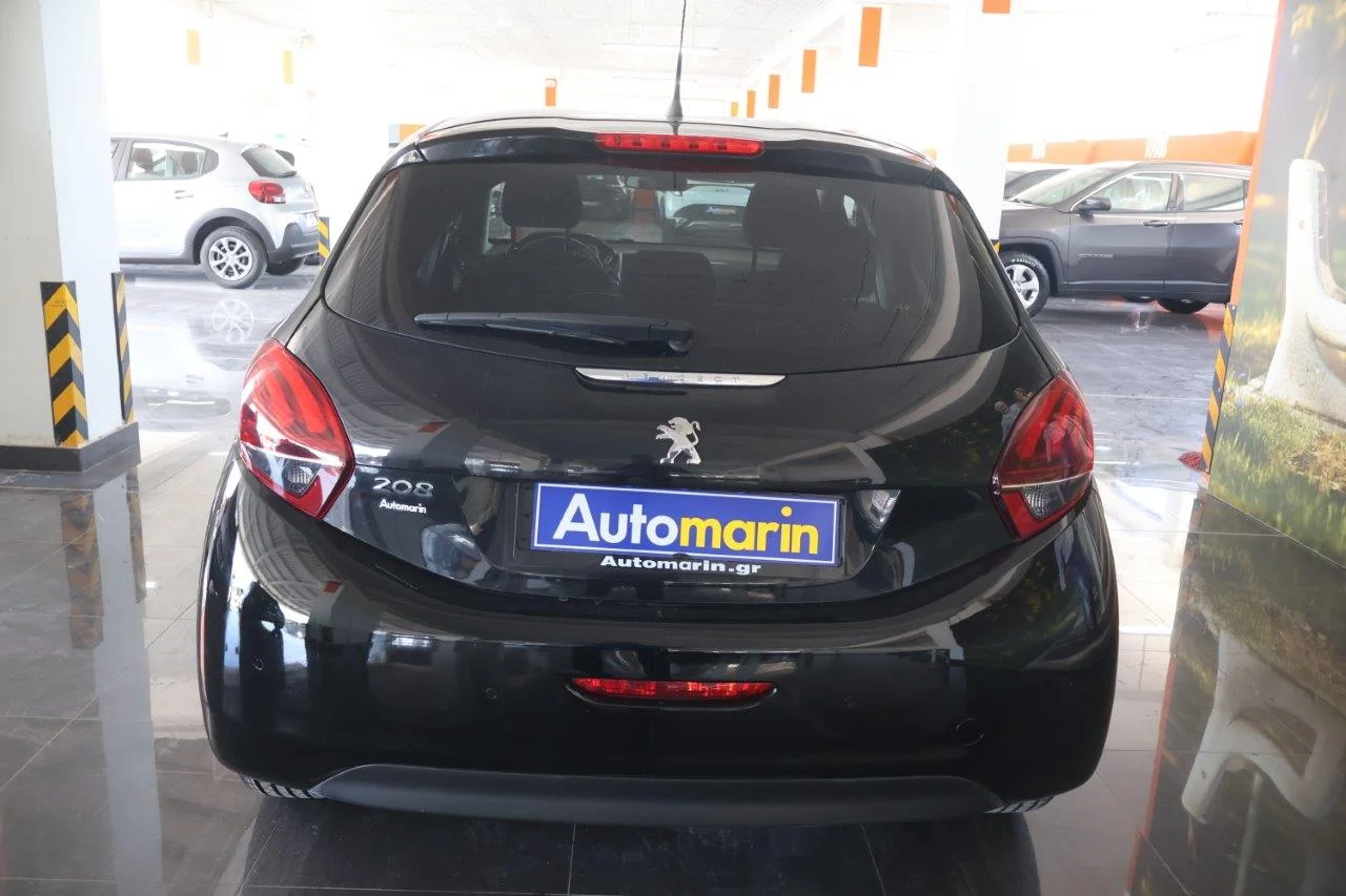 Peugeot 208 - View model 5