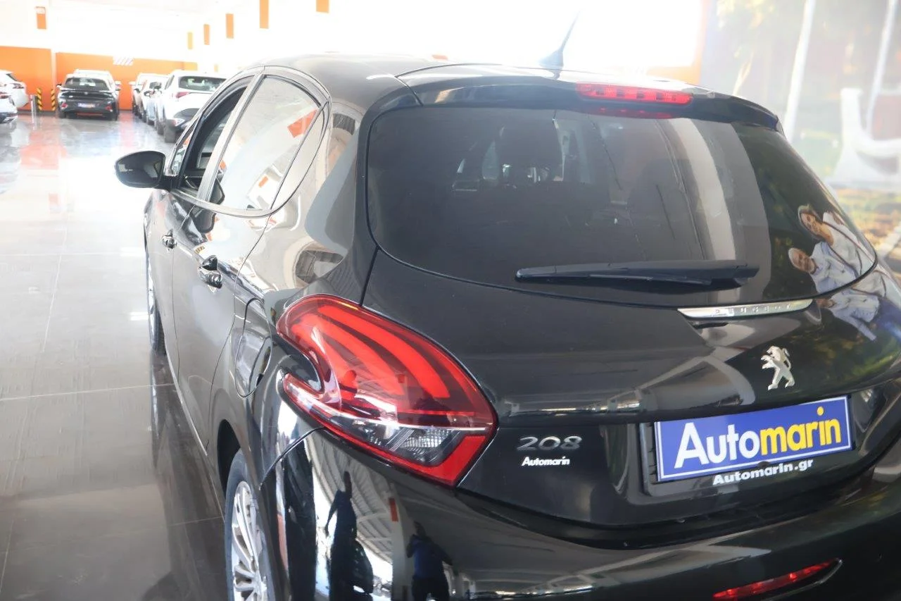 Peugeot 208 - View model 12