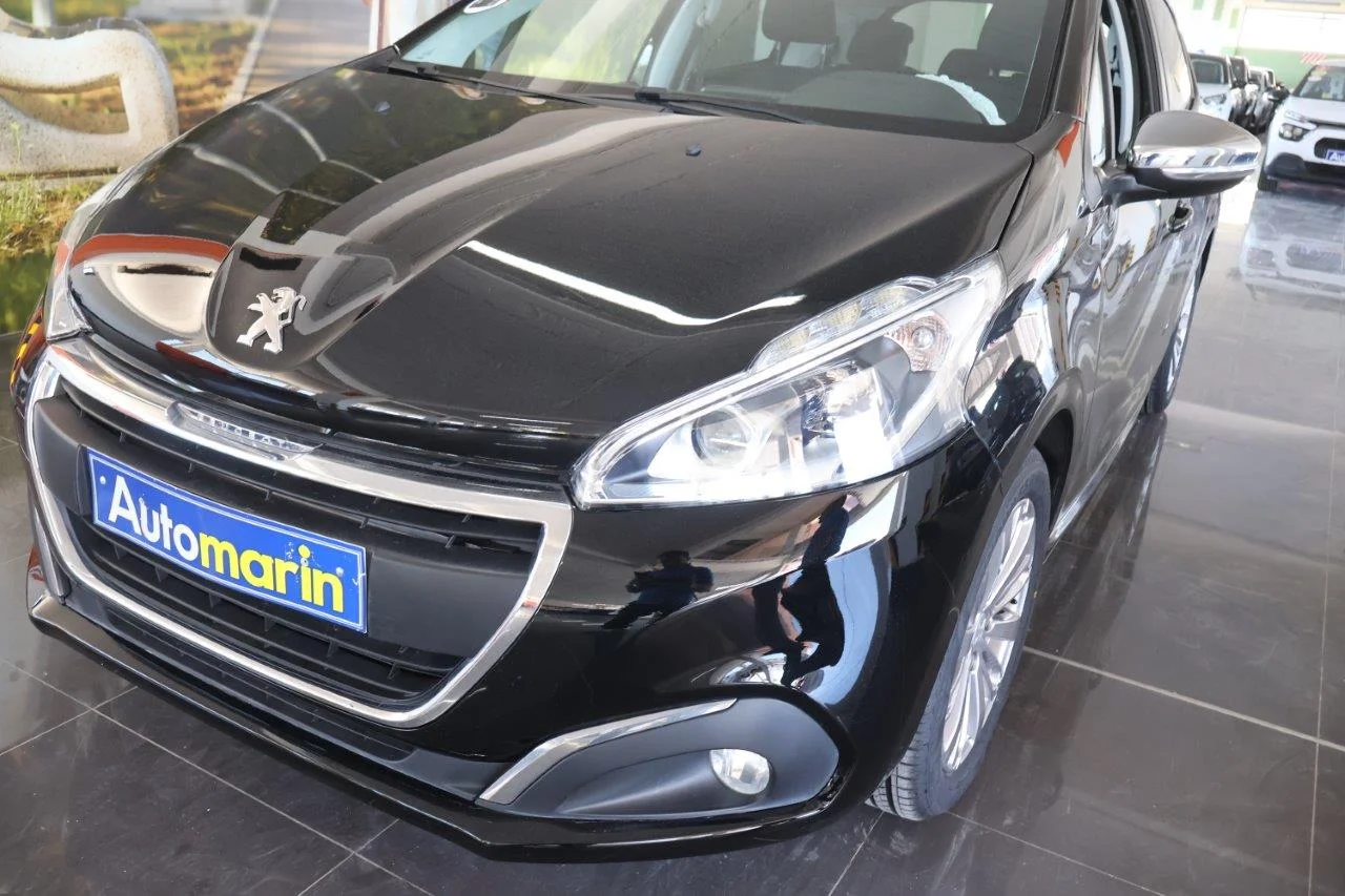 Peugeot 208 - View model 17