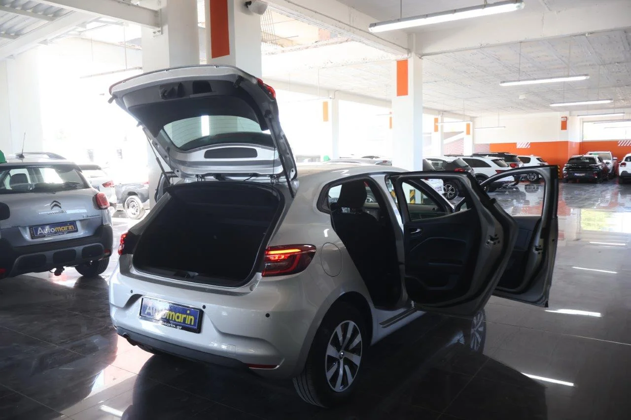 Renault Clio - View model 7
