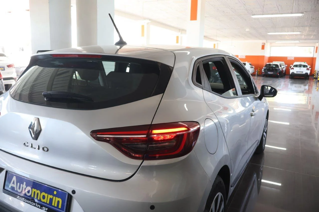 Renault Clio - View model 10