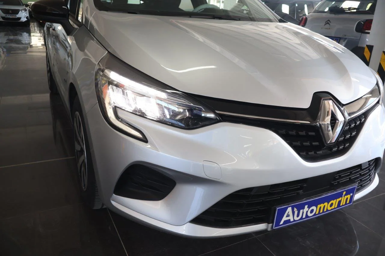 Renault Clio - View model 17