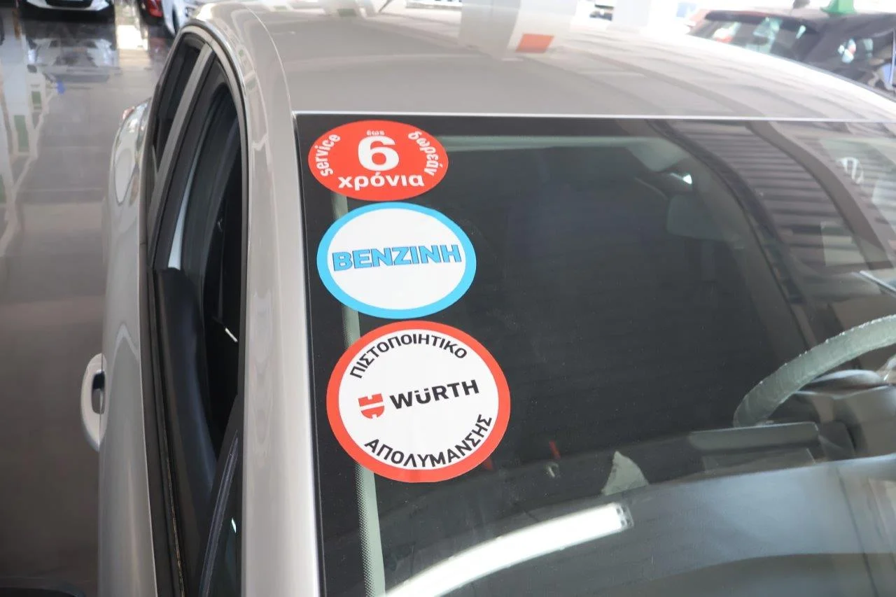 Renault Clio - View model 18