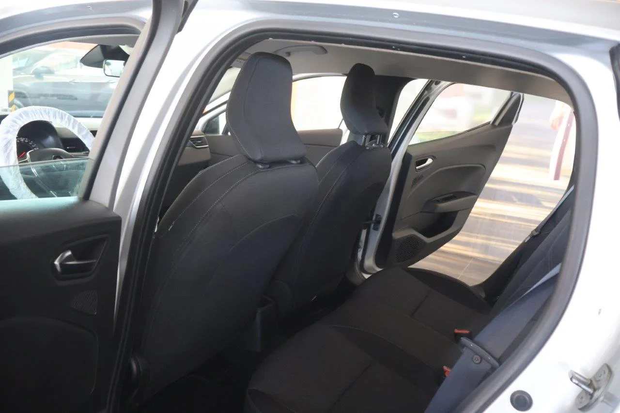 Renault Clio - View model 24