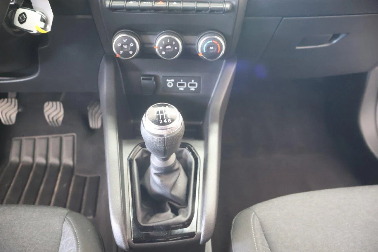 Renault Clio - View model 29