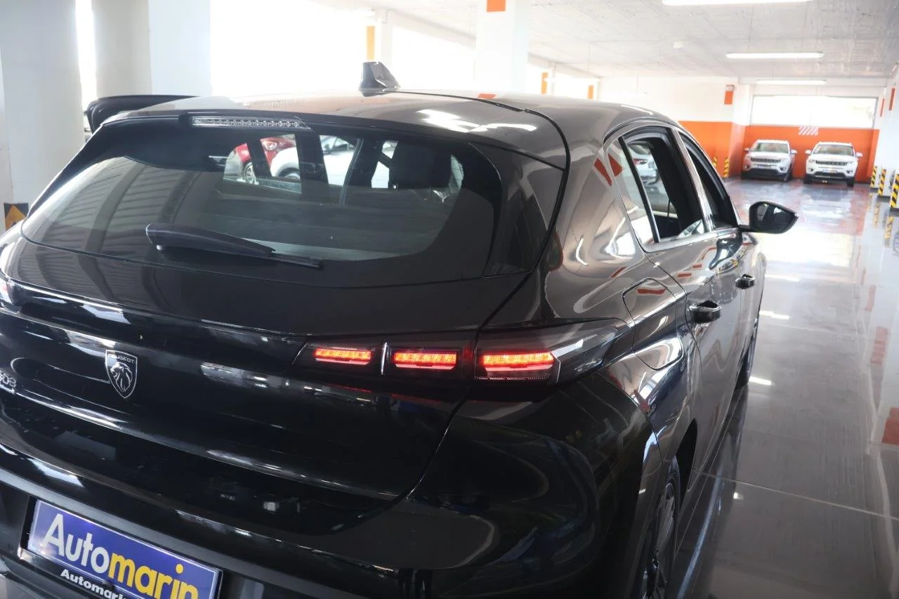 Peugeot 308 - View model 11