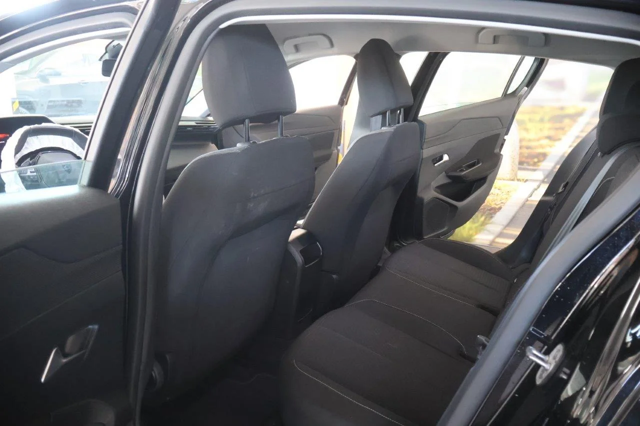 Peugeot 308 - View model 25
