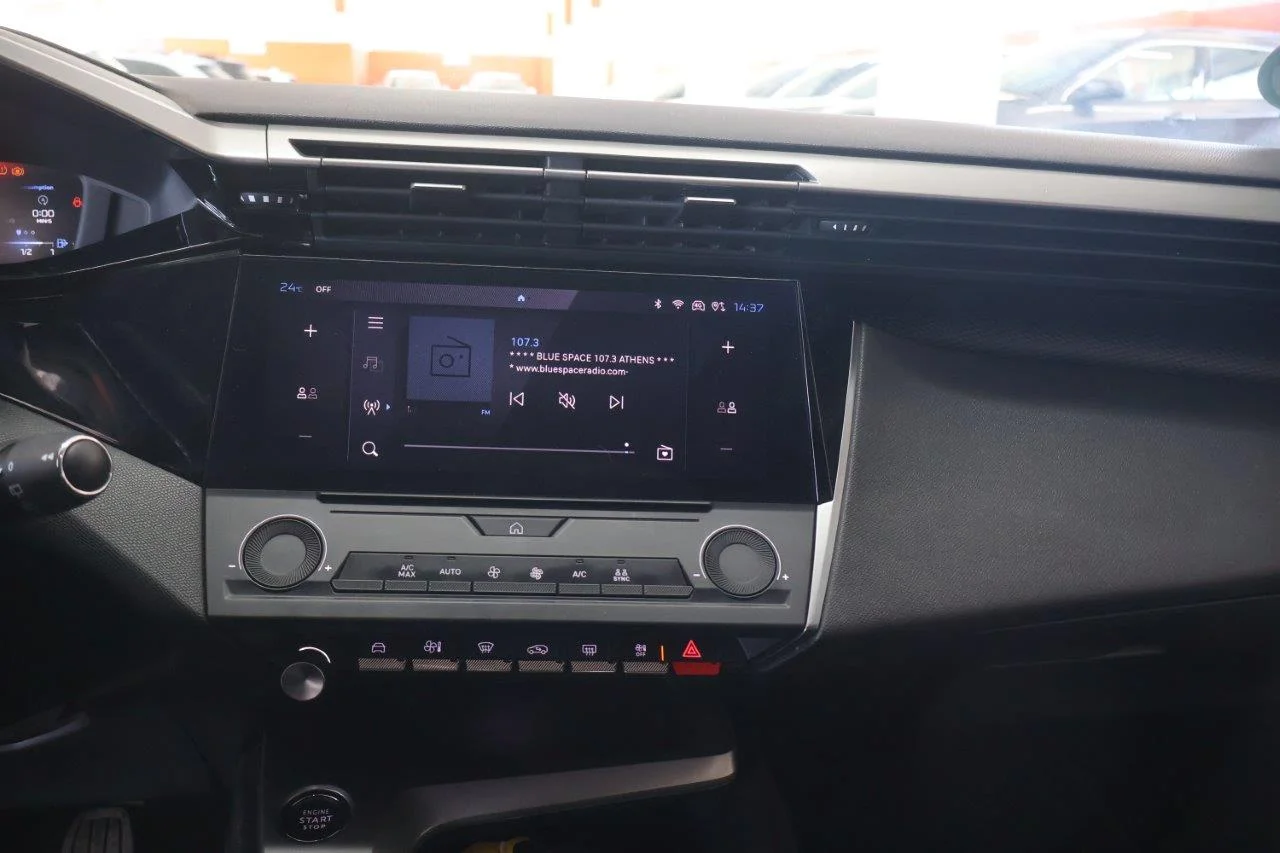 Peugeot 308 - View model 29
