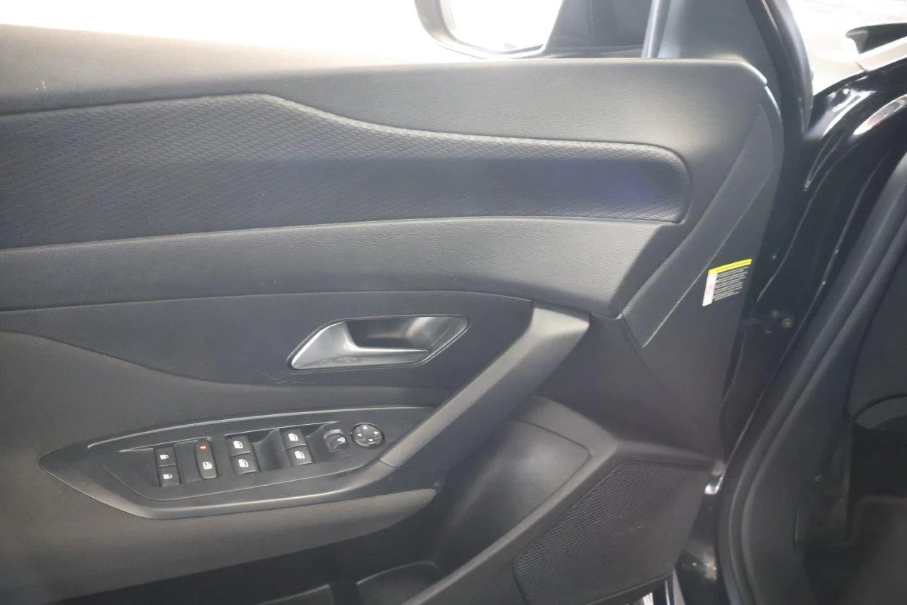 Peugeot 308 - View model 33