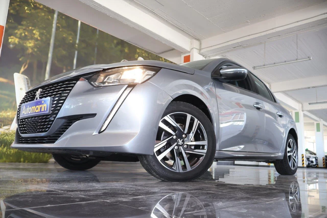 View 2 - Peugeot 208 - 2019
