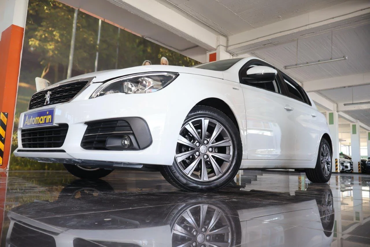 View 2 - Peugeot 308 - 2019