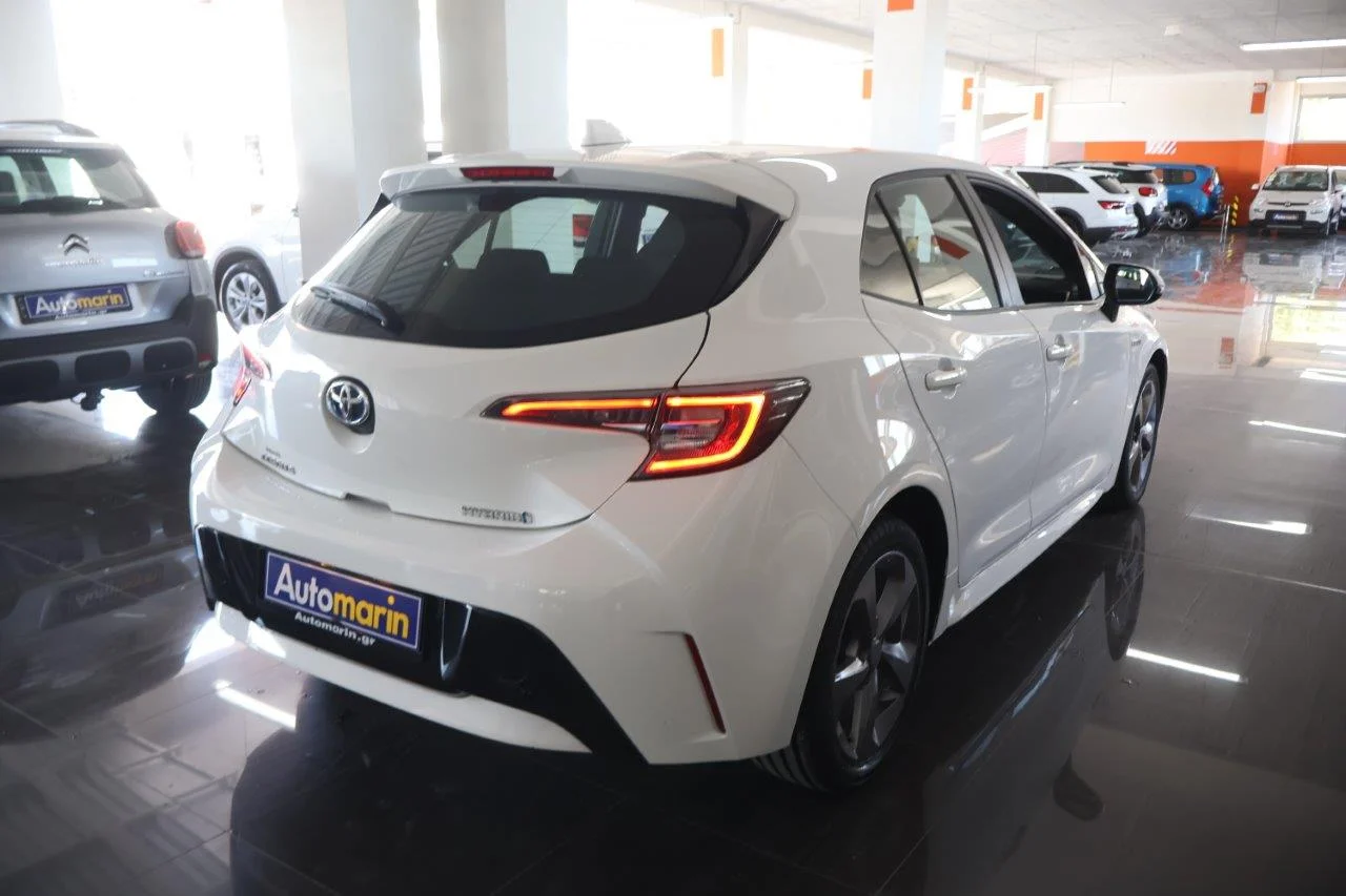 View 5 - Toyota Corolla - 2021