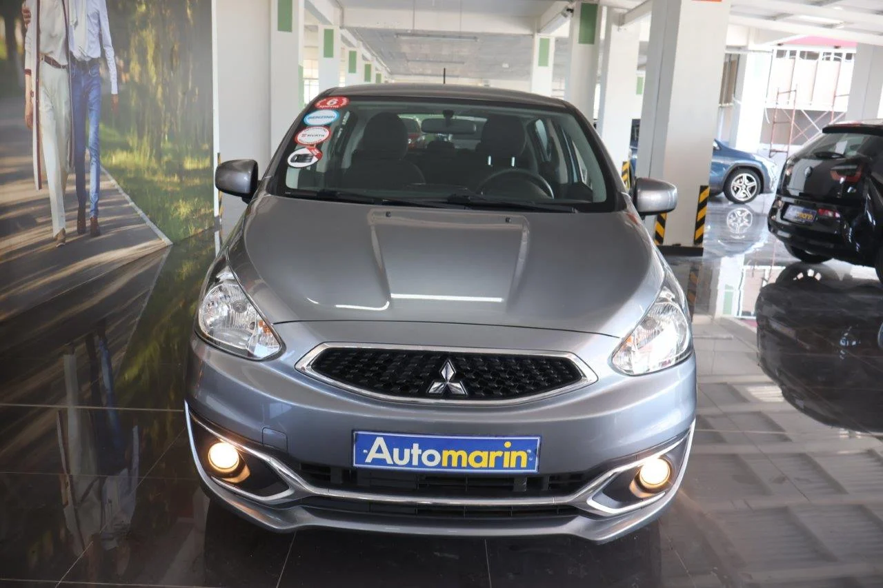 View 3 - Mitsubishi Space Star - 2019