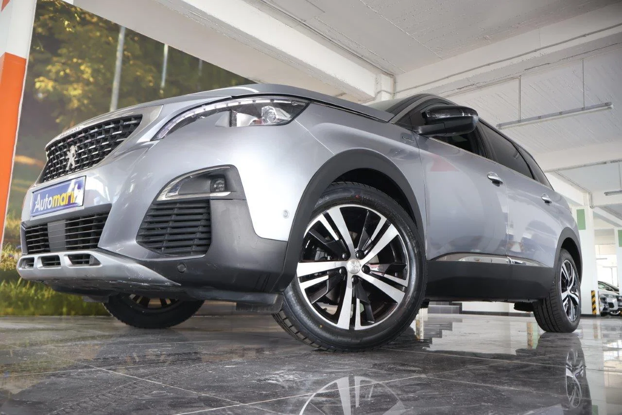 View 2 - Peugeot 5008 - 2019