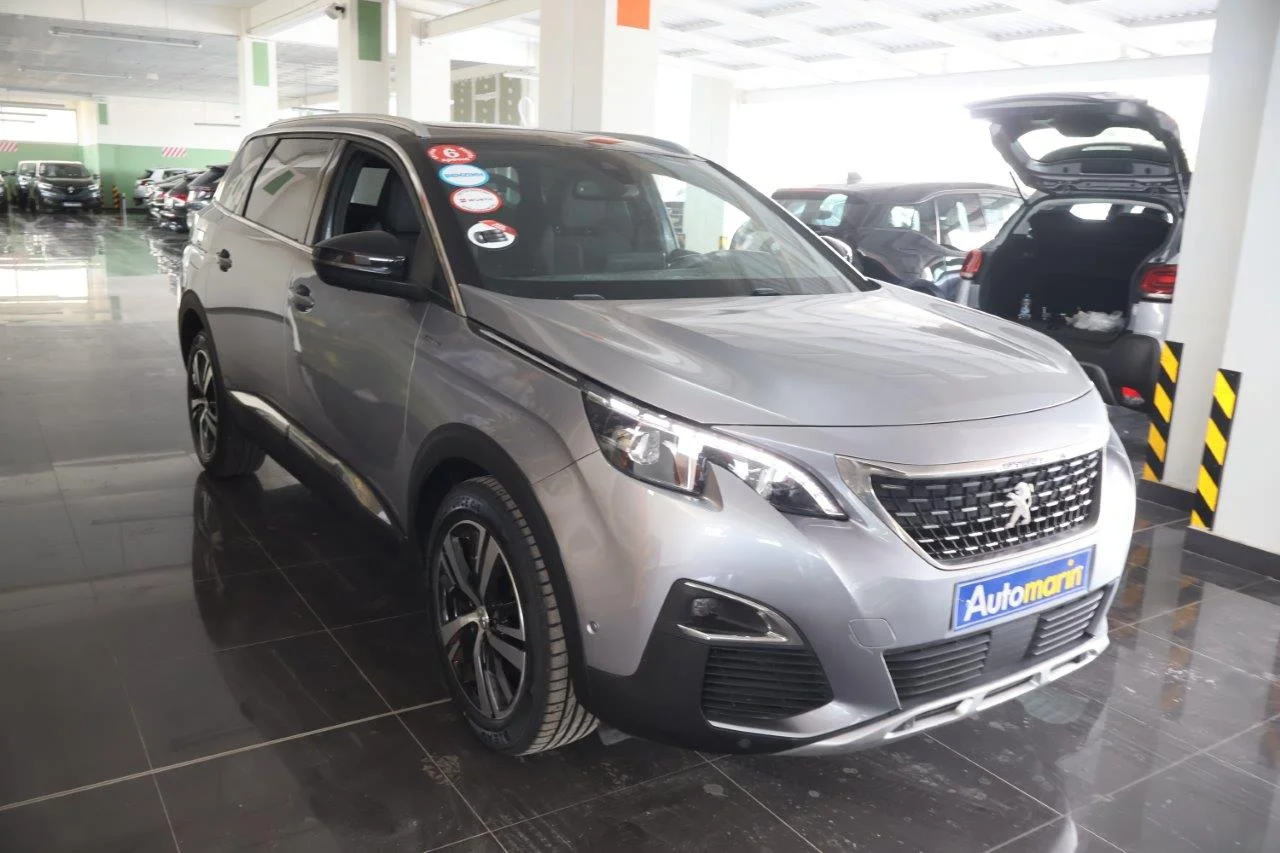 View 4 - Peugeot 5008 - 2019