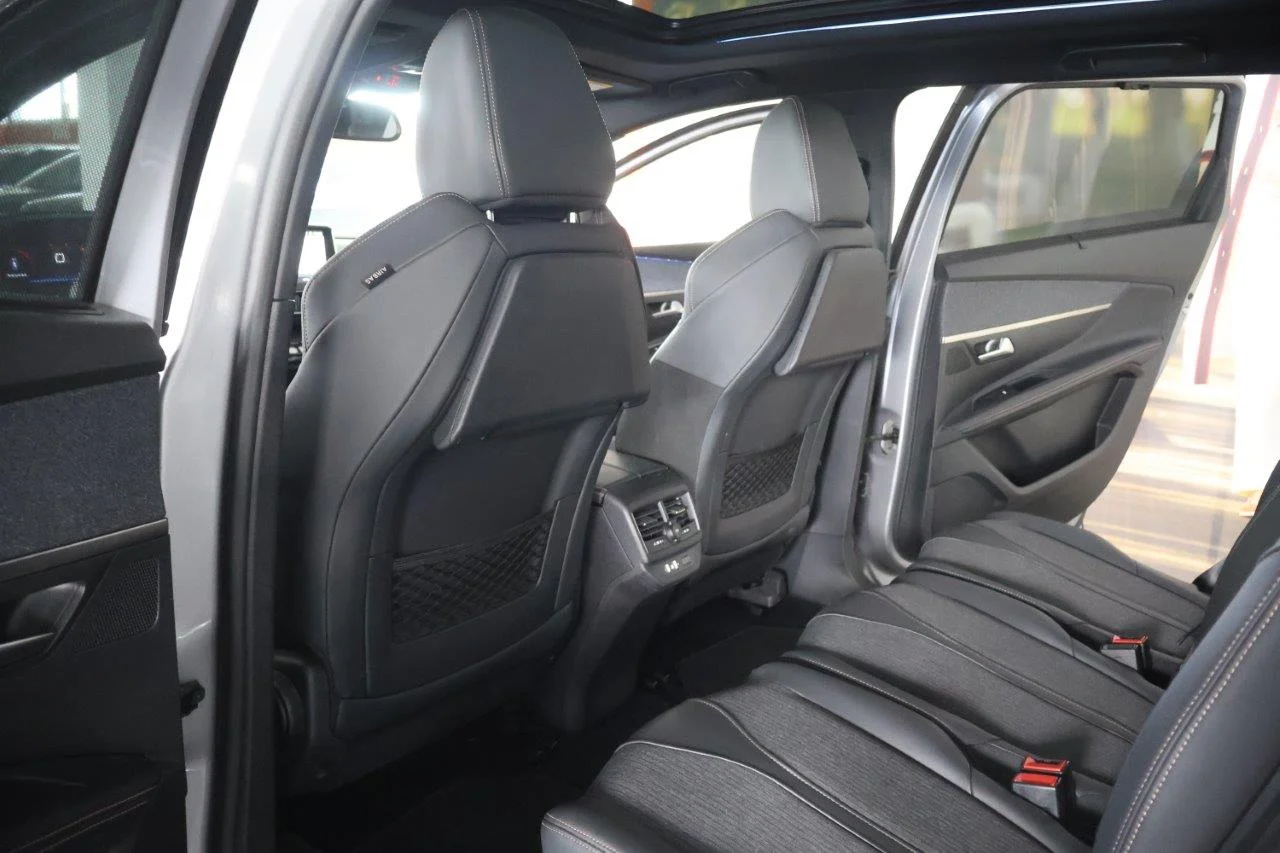 Peugeot 5008 - View model 25