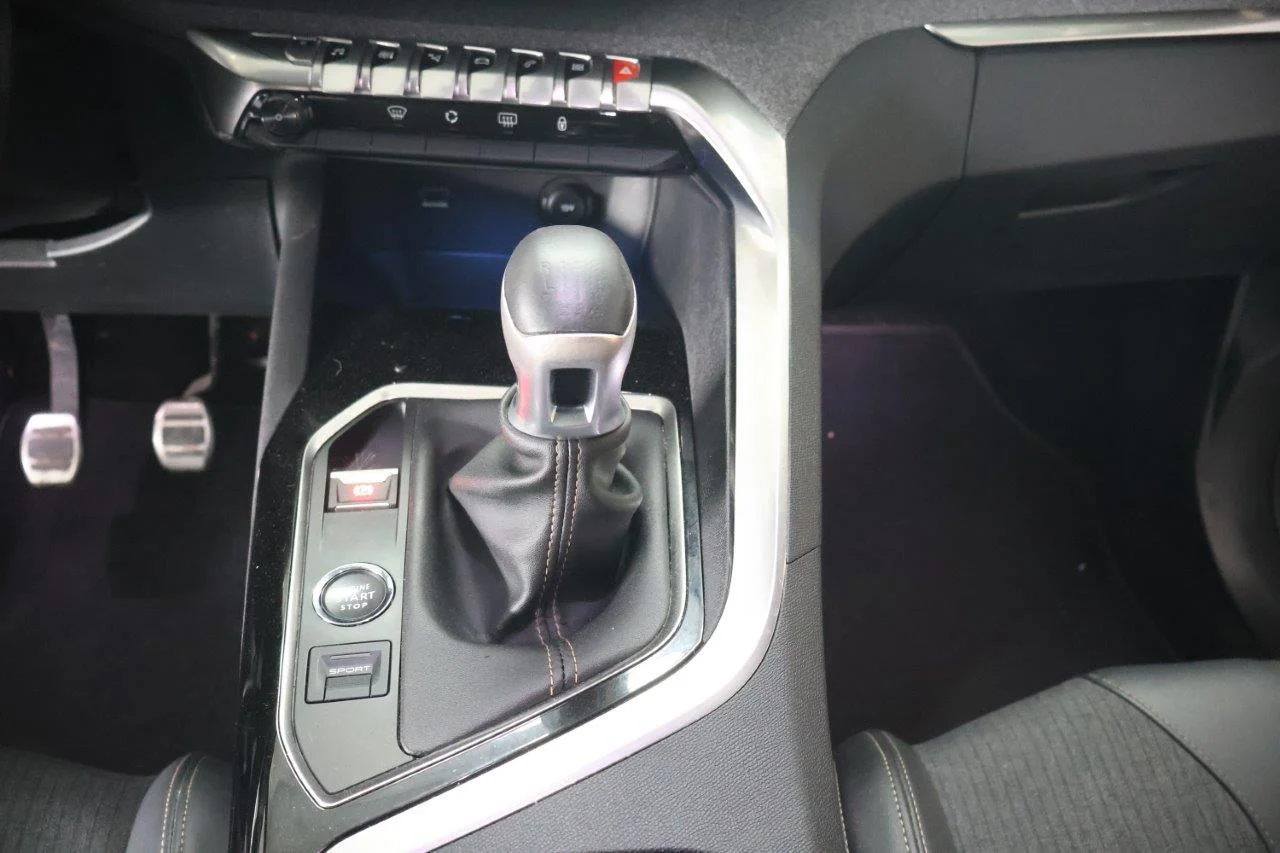 Peugeot 5008 - View model 35