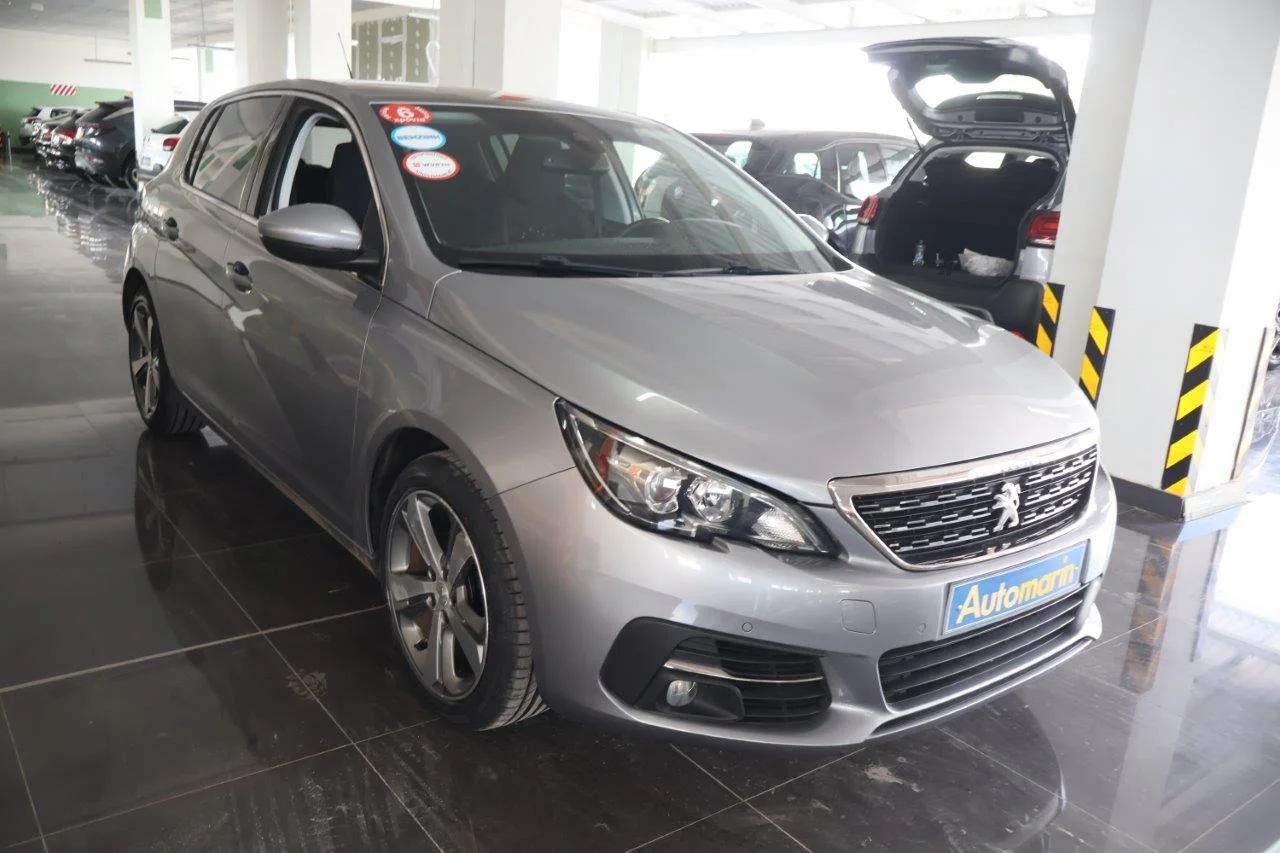 View 4 - Peugeot 308 - 2020