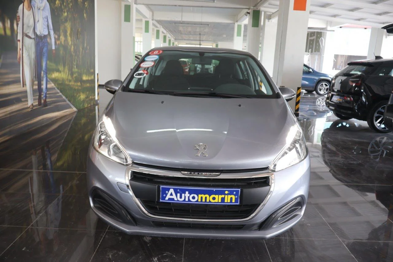 View 3 - Peugeot 208 - 2019