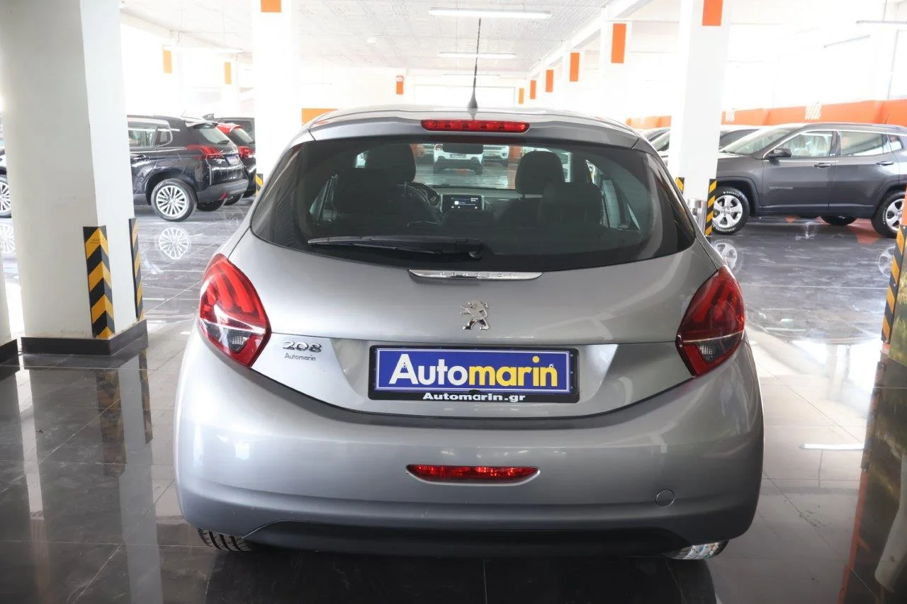 Peugeot 208 - View model 5