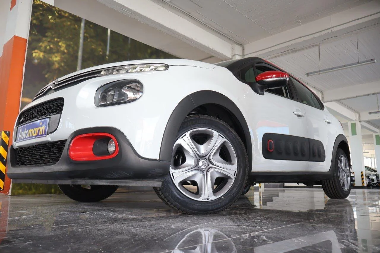 View 2 - Citroen C3 - 2017