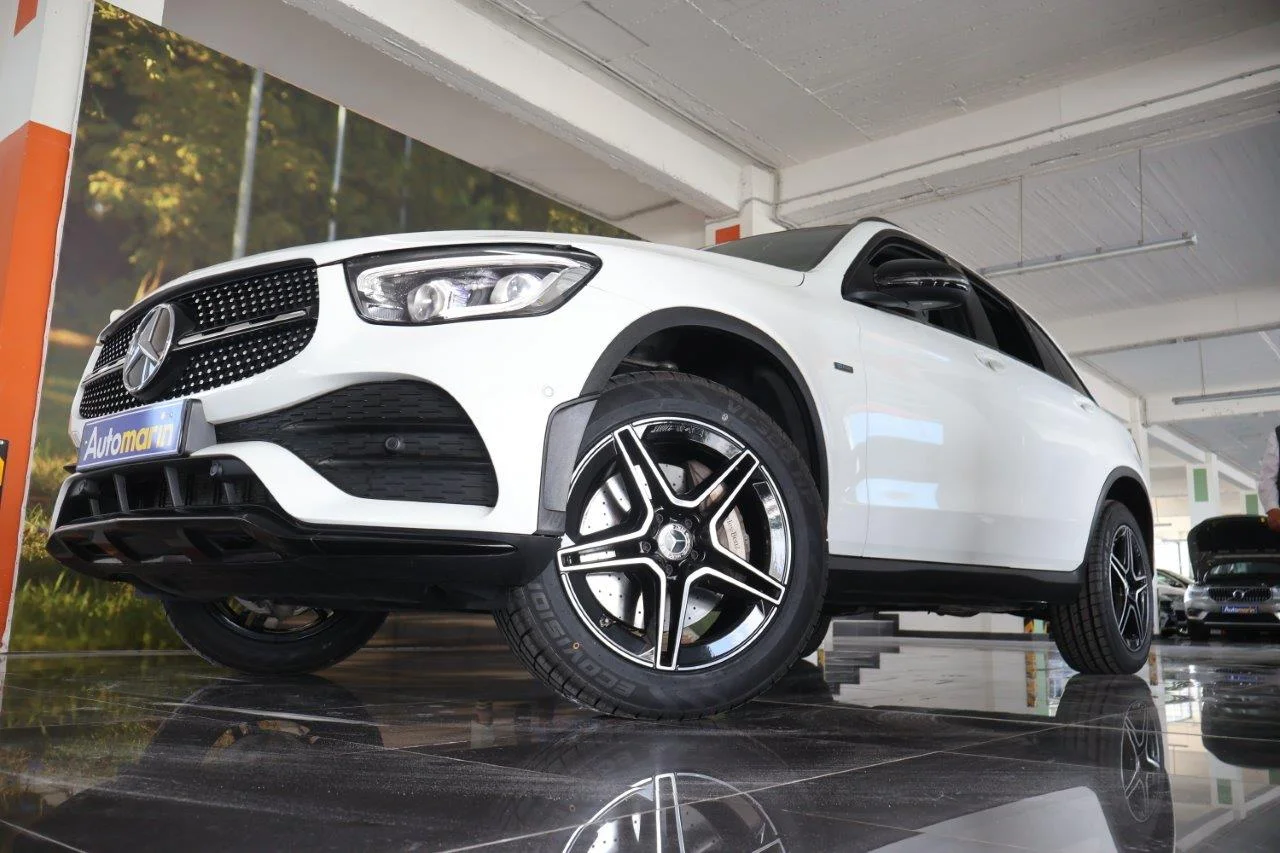 View 2 - Mercedes-Benz GLC 300 - 2021