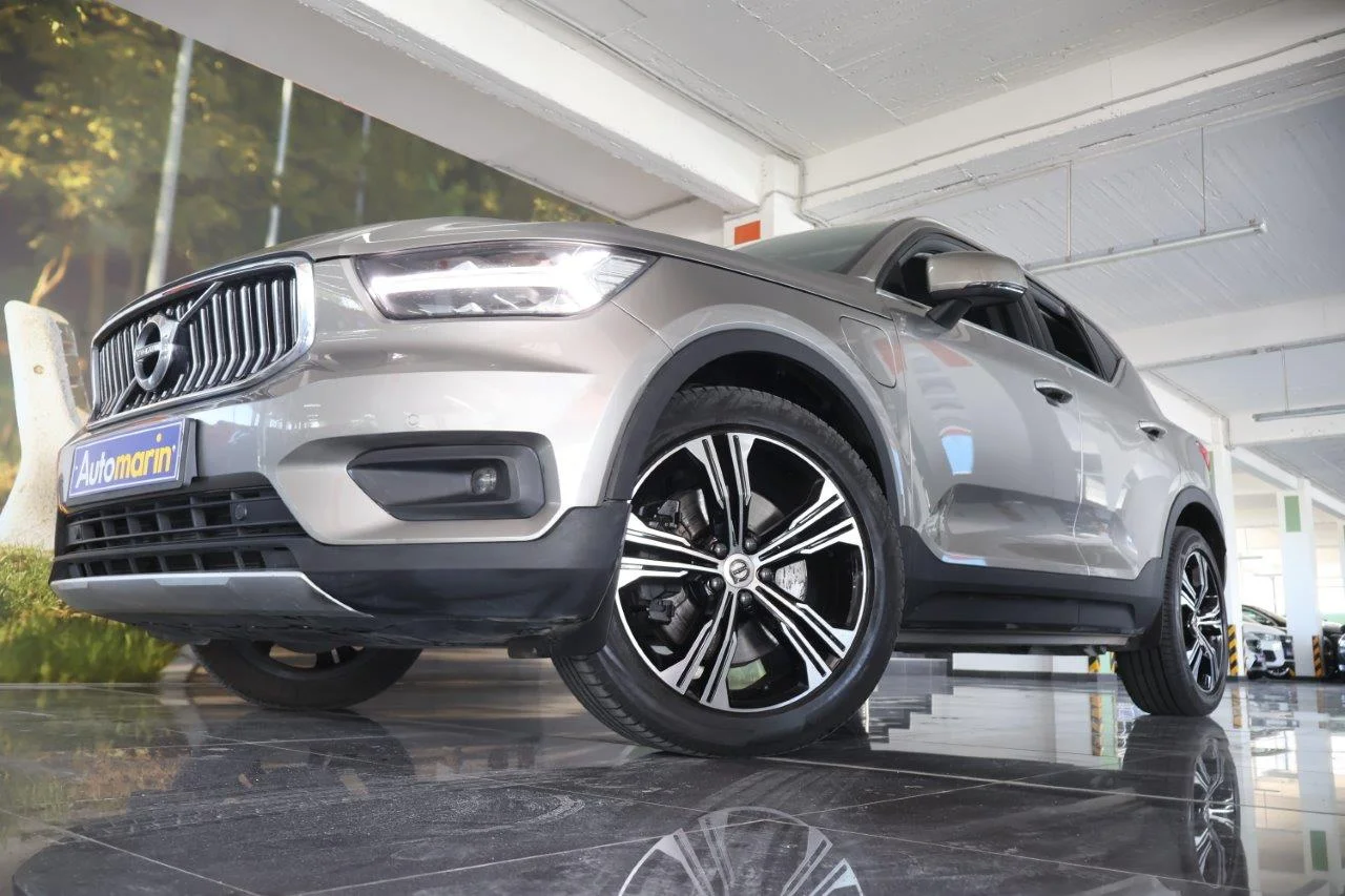 View 2 - Volvo XC40 - 2021