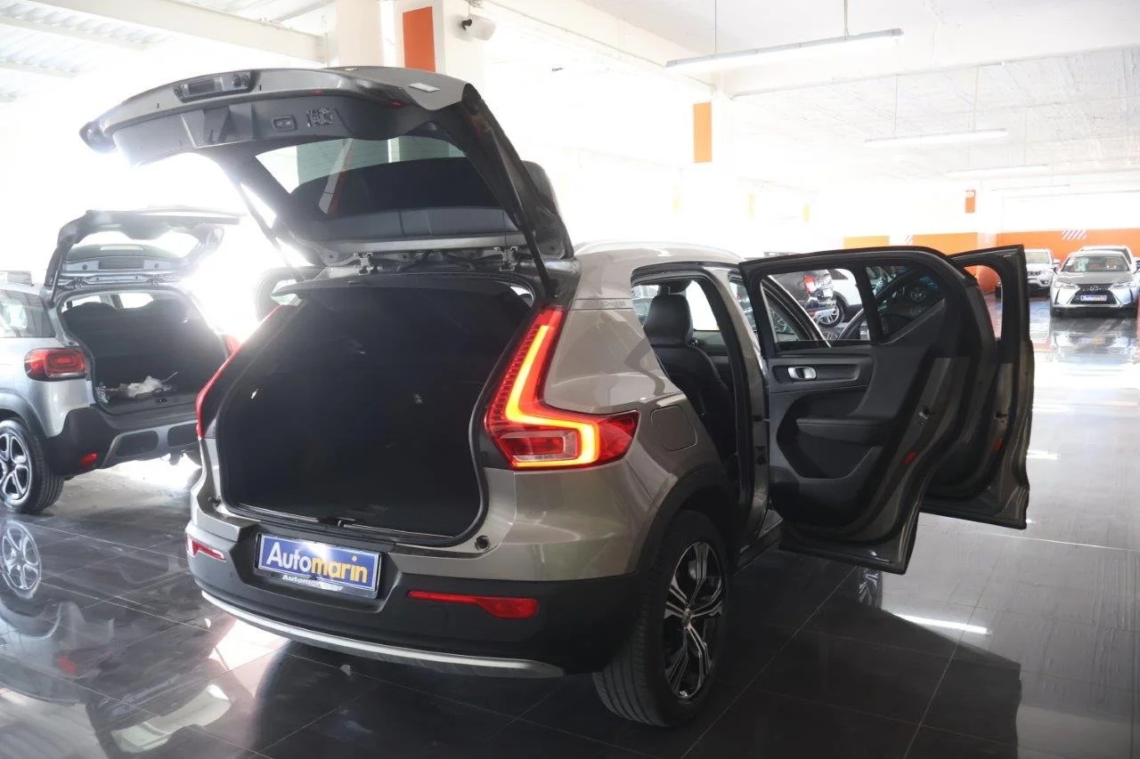 Volvo XC40 - View model 7