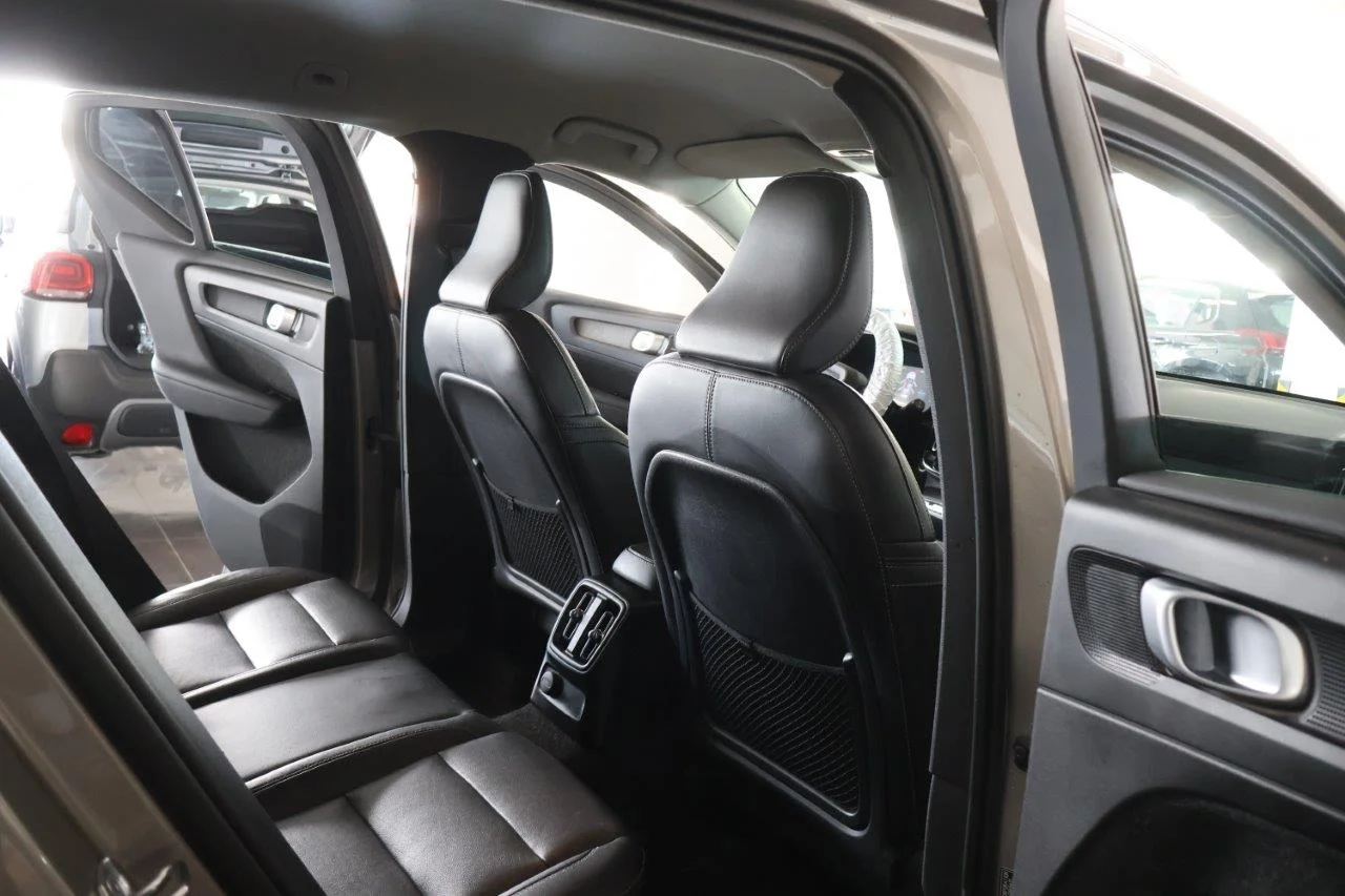 Volvo XC40 - View model 28