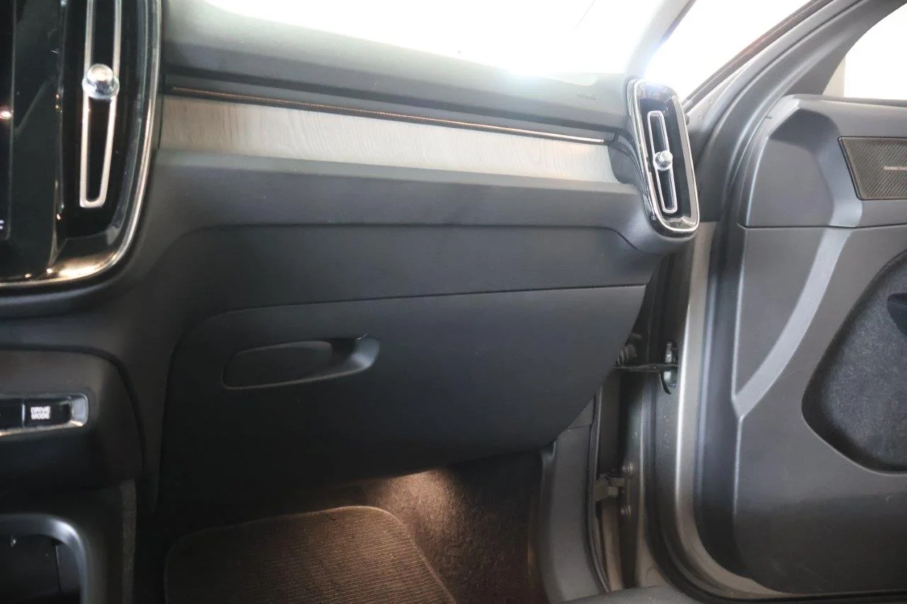 Volvo XC40 - View model 34