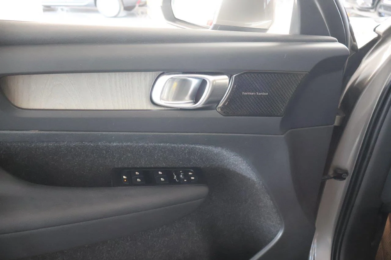 Volvo XC40 - View model 37