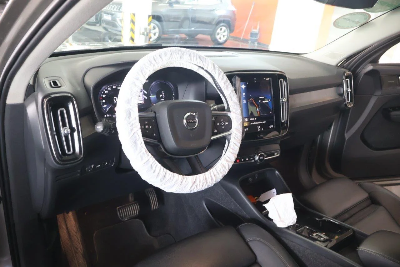 Volvo XC40 - View model 40